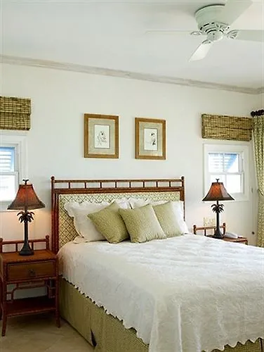 Maxwell Beach Villas Christ Church 0*,