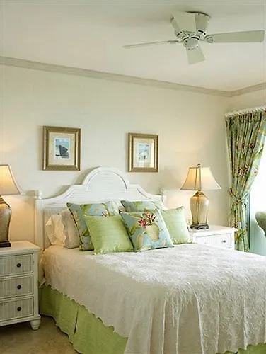 Maxwell Beach Villas Christ Church Apartment