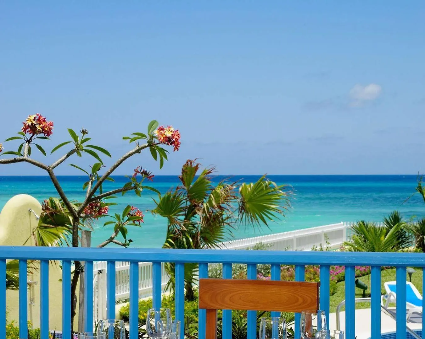Maxwell Beach Villas Christ Church Apartment